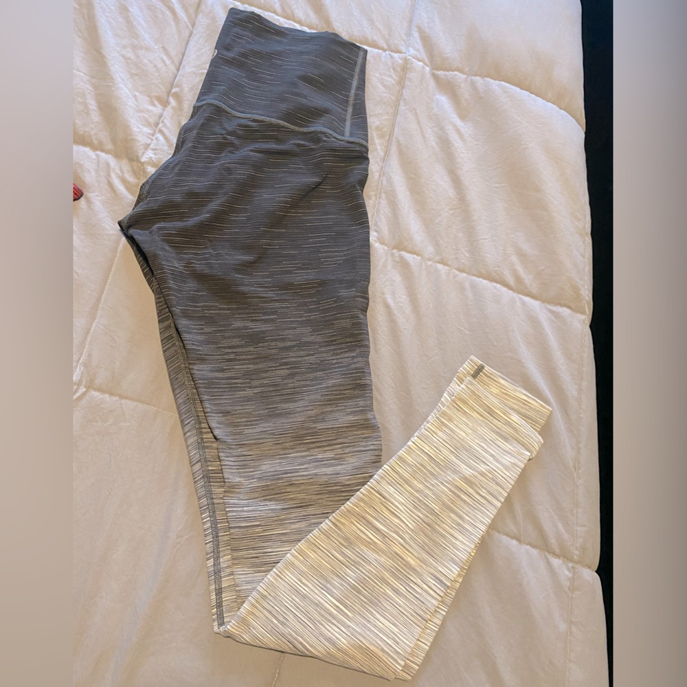 Lululemon Wunder Under High-Rise Tight
31" - Ombre Melange - Size 10